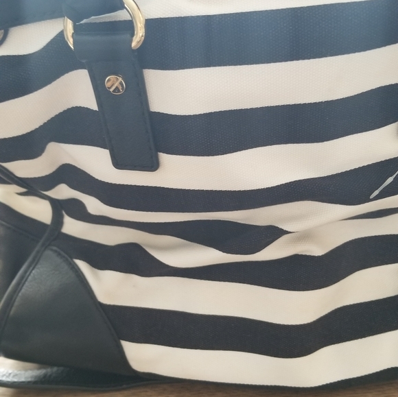 Michael Kors Large Hamilton Satchel - Picture 10 of 16